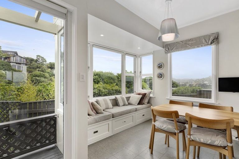 Photo of property in 9 Cluny Avenue, Kelburn, Wellington, 6012