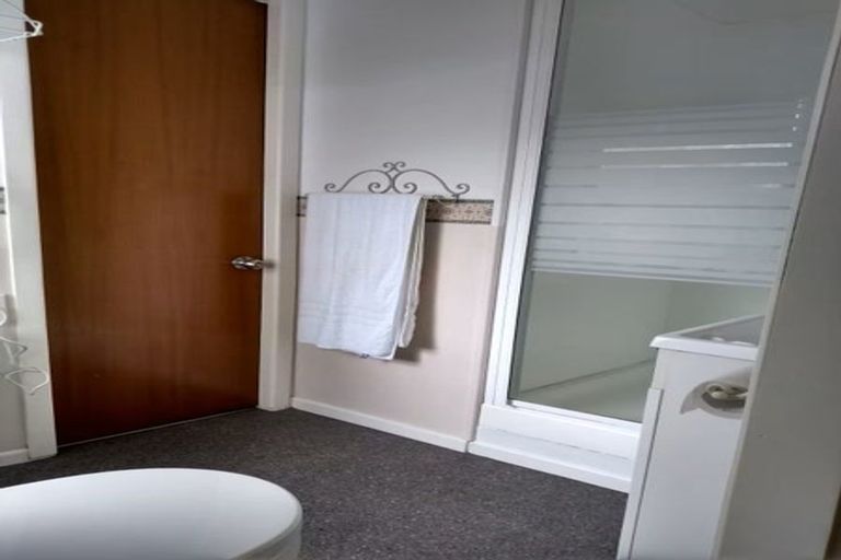 Photo of property in 120 Brooklands Road, Brooklands, New Plymouth, 4310