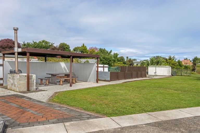 Photo of property in 50 Oak Street, Mangapapa, Gisborne, 4010