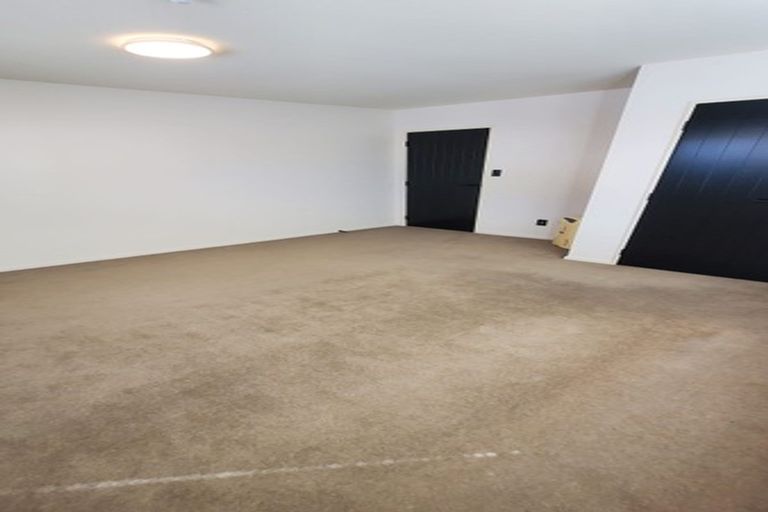 Photo of property in 6 Philadelphia Avenue, Albany Heights, Auckland, 0632