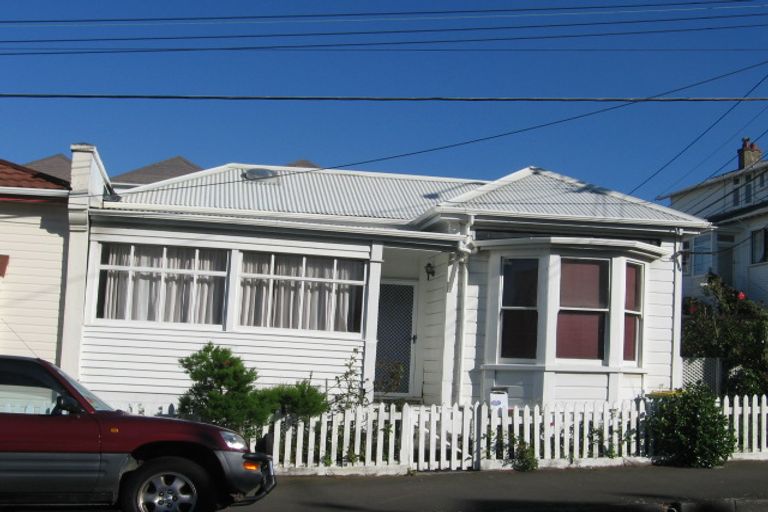 Photo of property in 47 Roxburgh Street, Mount Victoria, Wellington, 6011
