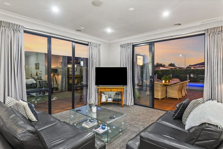 Photo of property in 85 Kotuku Drive, Paraparaumu Beach, Paraparaumu, 5032