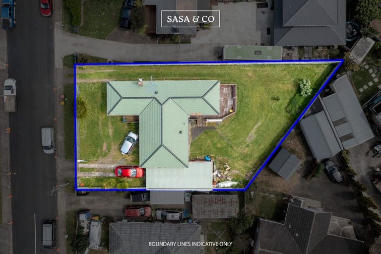 Photo of property in 3 Hallberry Road, Mangere East, Auckland, 2024