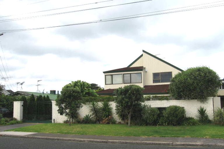 Photo of property in 19 Cecil Road, Milford, Auckland, 0620