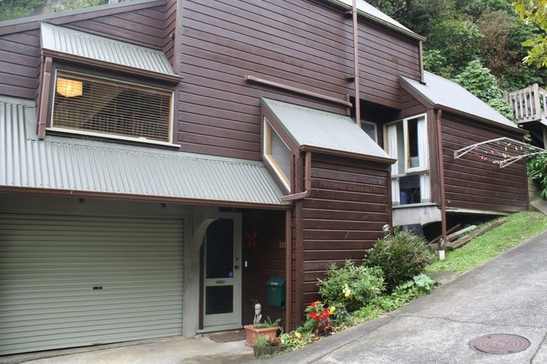 Photo of property in 121 Mairangi Road, Wilton, Wellington, 6012