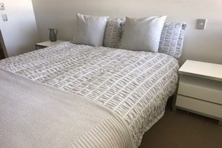 Photo of property in Monument Apartments, 7h/245 Wakefield Street, Te Aro, Wellington, 6011