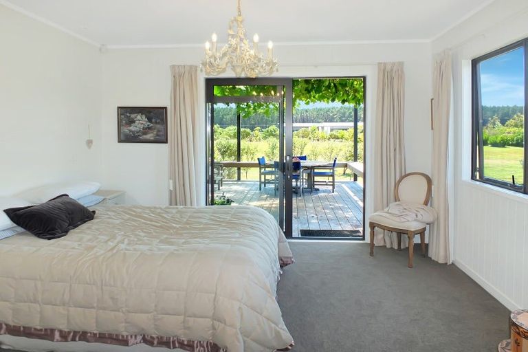 Photo of property in 9 Lakeview Drive, Foxton Beach, Foxton, 4815