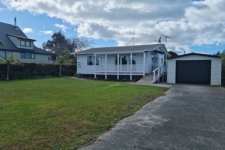 Photo of property in 233 Mahurangi East Road, Snells Beach, 0920