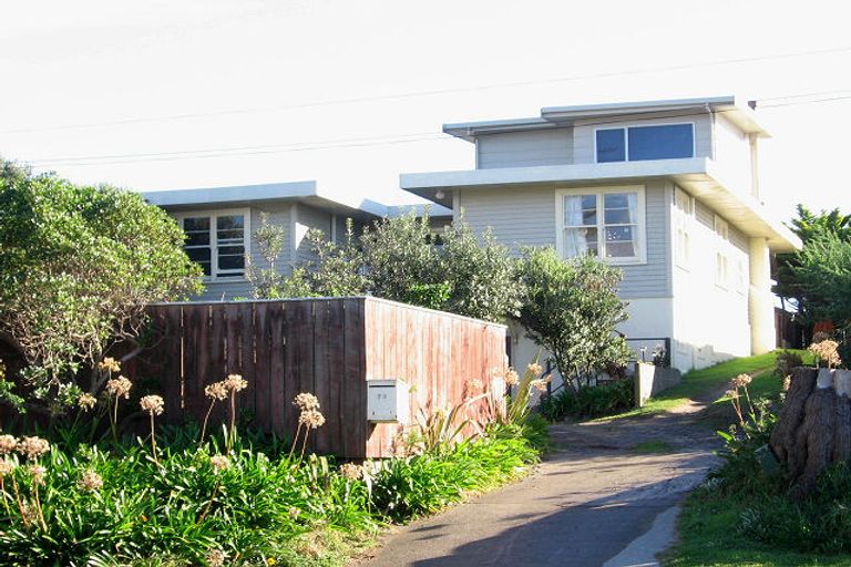 Photo of property in 79 Tutere Street, Waikanae Beach, Waikanae, 5036