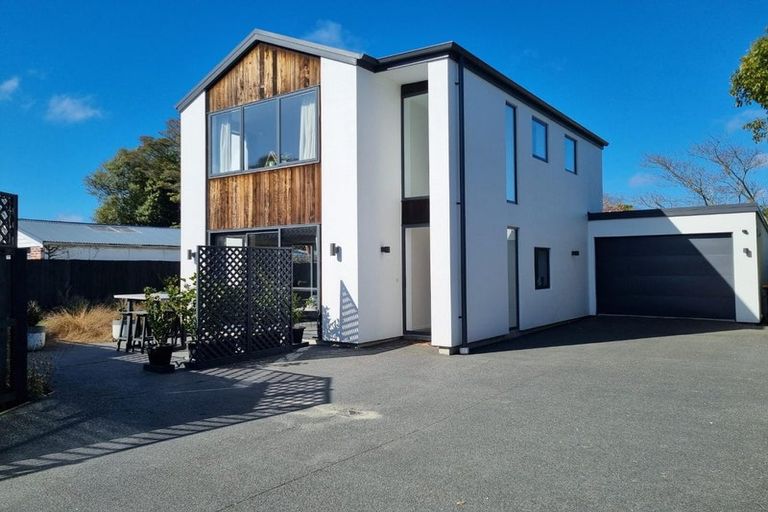 Photo of property in 10a Chapter Street, St Albans, Christchurch, 8052