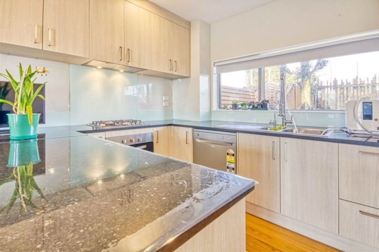 Photo of property in 3/147 Albany Highway, Unsworth Heights, Auckland, 0632
