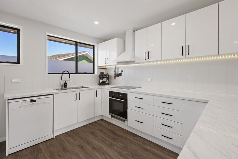 Photo of property in 1/202 Grimseys Road, Redwood, Christchurch, 8051