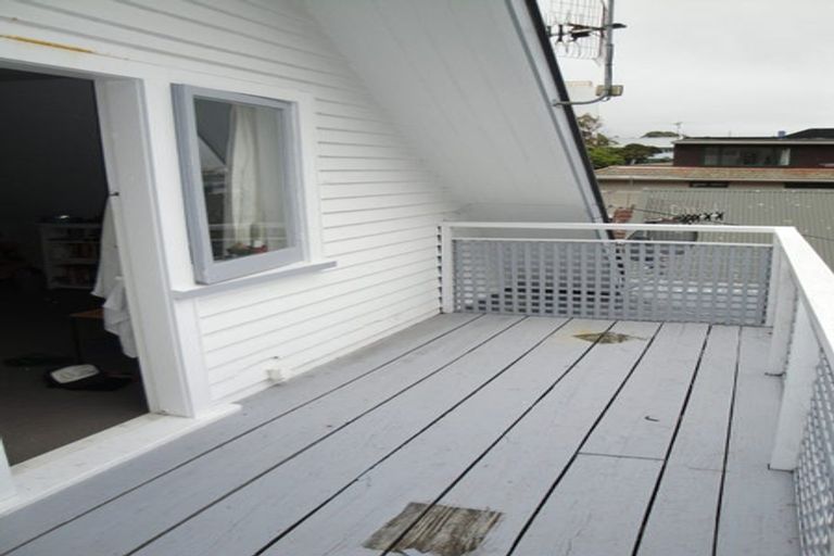 Photo of property in 336 The Terrace, Te Aro, Wellington, 6011