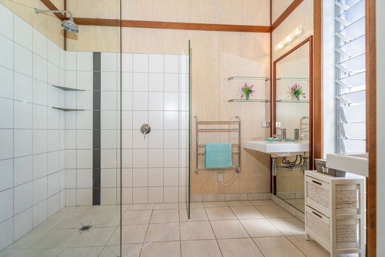 Photo of property in 1 School House Lane, Whitianga, 3510