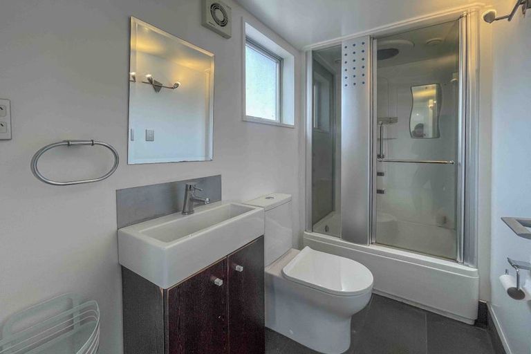 Photo of property in 88 Brockworth Place, Riccarton, Christchurch, 8011