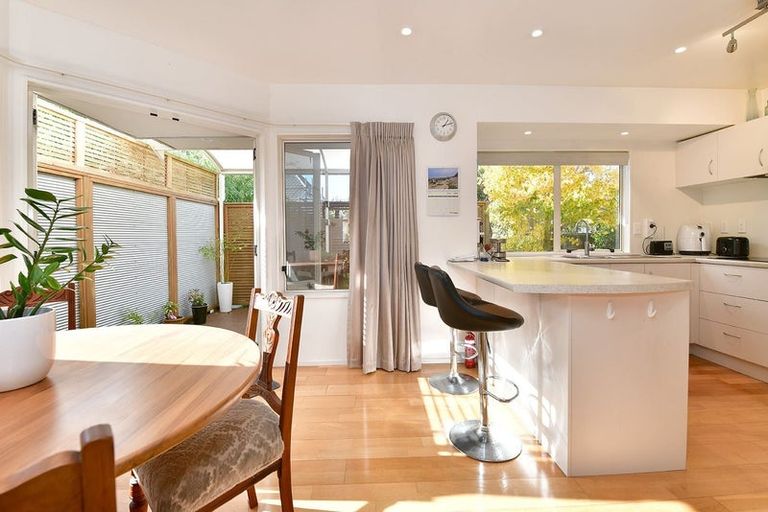 Photo of property in 47b Centreway Road, Orewa, 0931