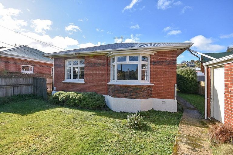 Photo of property in 23 Glendining Avenue, North East Valley, Dunedin, 9010