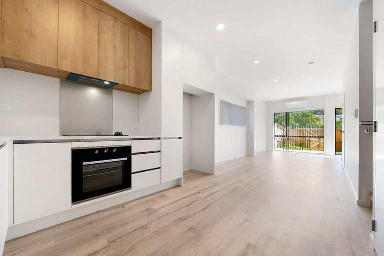 Photo of property in 26a Bellringer Road, Massey, Auckland, 0614