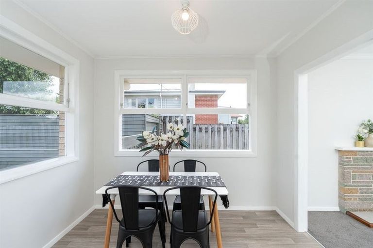Photo of property in 11 Minifie Avenue, Melville, Hamilton, 3206