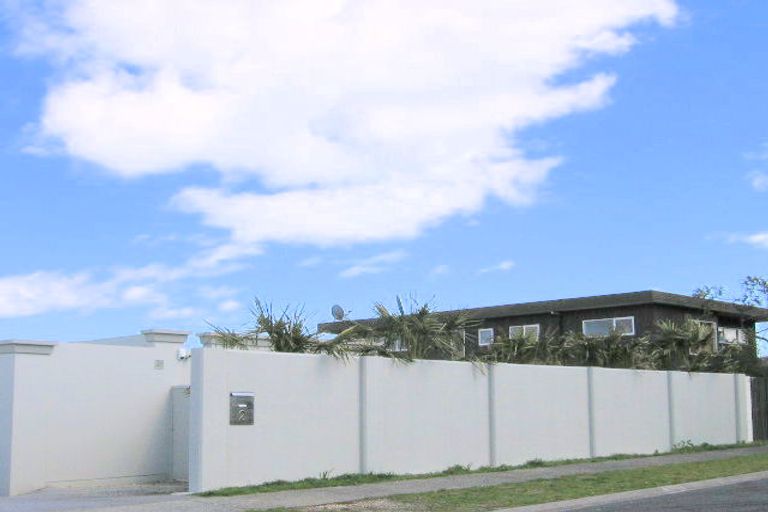 Photo of property in 2 Maniapoto Grove, Waipahihi, Taupo, 3330