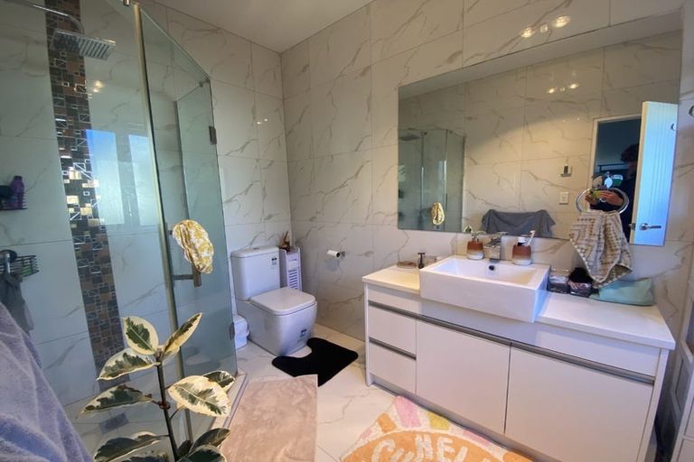 Photo of property in 20 Ballyholey Drive, Flat Bush, Auckland, 2019