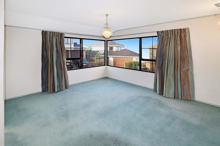 Photo of property in 38 Gurkha Crescent, Khandallah, Wellington, 6035