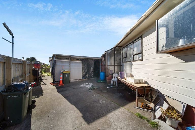 Photo of property in 20 Watchfield Close, Mangere, Auckland, 2022