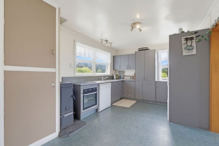 Photo of property in 745 Rewatu Road, Poroporo, Whakatane, 3191