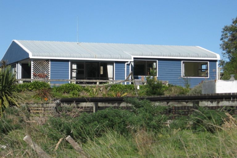 Photo of property in 115 Koputara Road, Himatangi Beach, Foxton, 4891