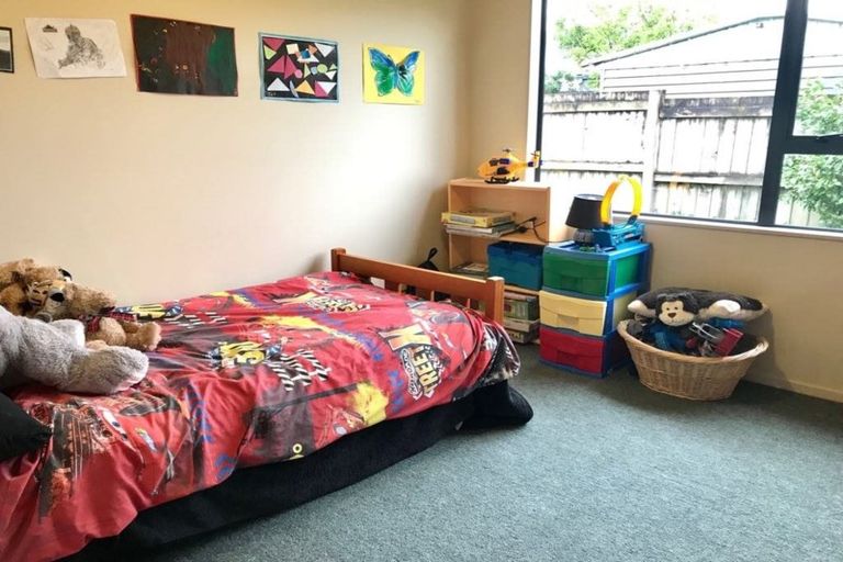 Photo of property in 6a Japonica Drive, Beach Haven, Auckland, 0626