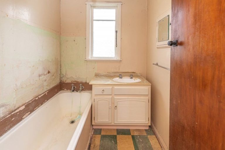 Photo of property in 11 Nikau Street, Tawhero, Whanganui, 4501