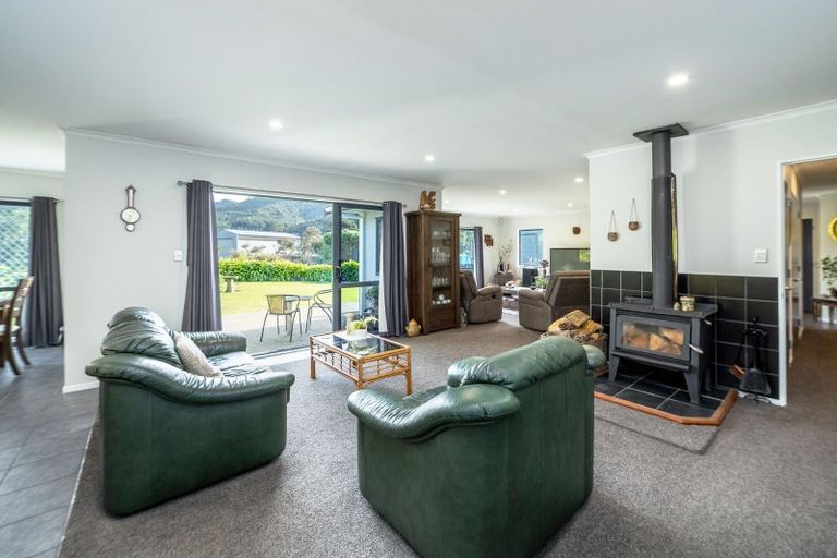 Photo of property in 5523 Masterton Castlepoint Road, Tinui, Masterton, 5889