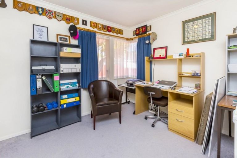 Photo of property in 43a Sheridan Crescent, Trentham, Upper Hutt, 5018