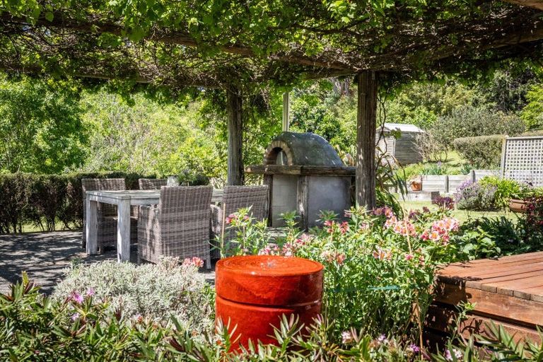 Photo of property in 46 Mitchell Road, Puketapu, Napier, 4182