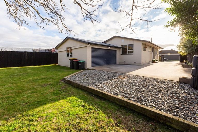 Photo of property in 42 Stanton Crescent, Hoon Hay, Christchurch, 8025