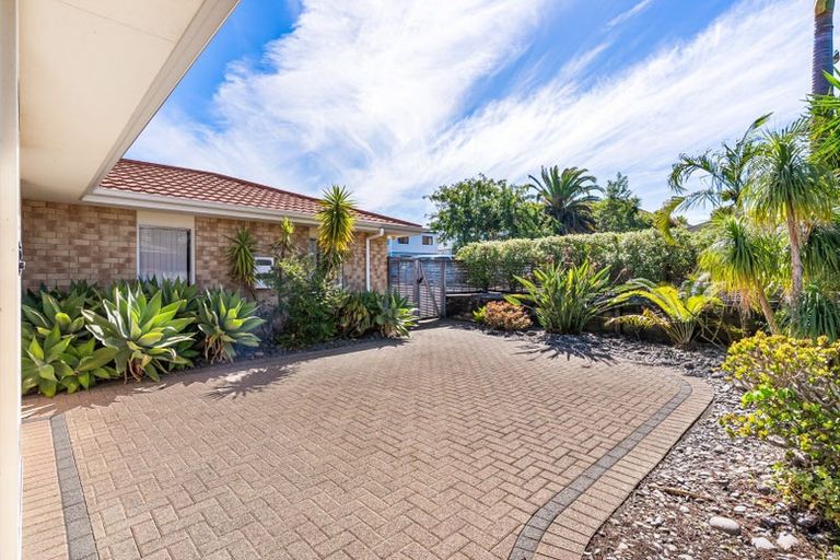 Photo of property in 1/10 Rathmar Drive, Manurewa, Auckland, 2105