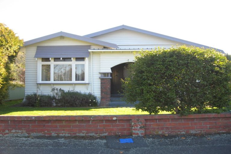 Photo of property in 26 Thomson Street, West End, Palmerston North, 4412