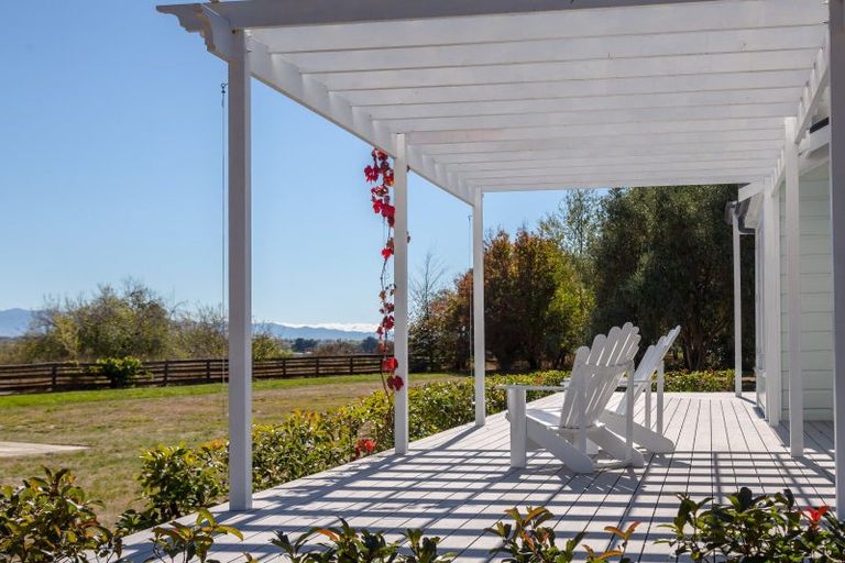 Photo of property in Gladstone Road, Gladstone, 5884