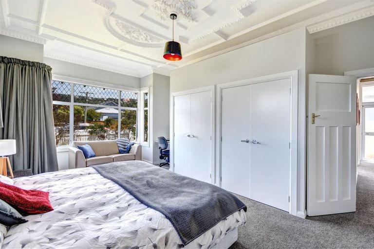 Photo of property in 15 West Avenue, Saint Clair, Dunedin, 9012