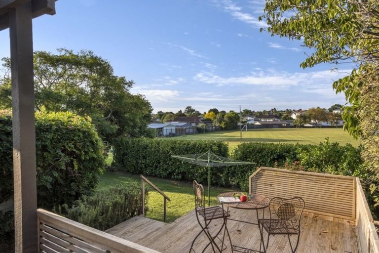 Photo of property in 112 Gills Road, Bucklands Beach, Auckland, 2014