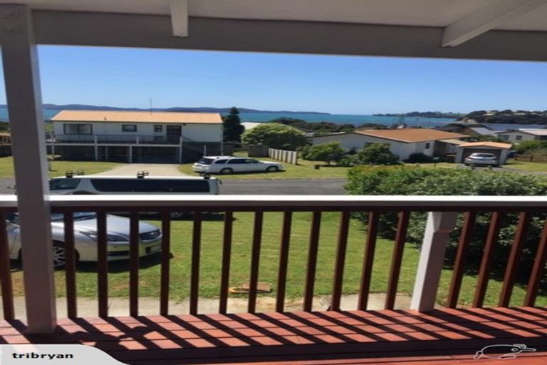 Photo of property in 14 Ngatira Place, Snells Beach, 0920