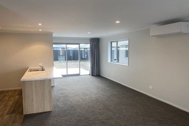 Photo of property in 6 Price Place, Kaiapoi, 7630