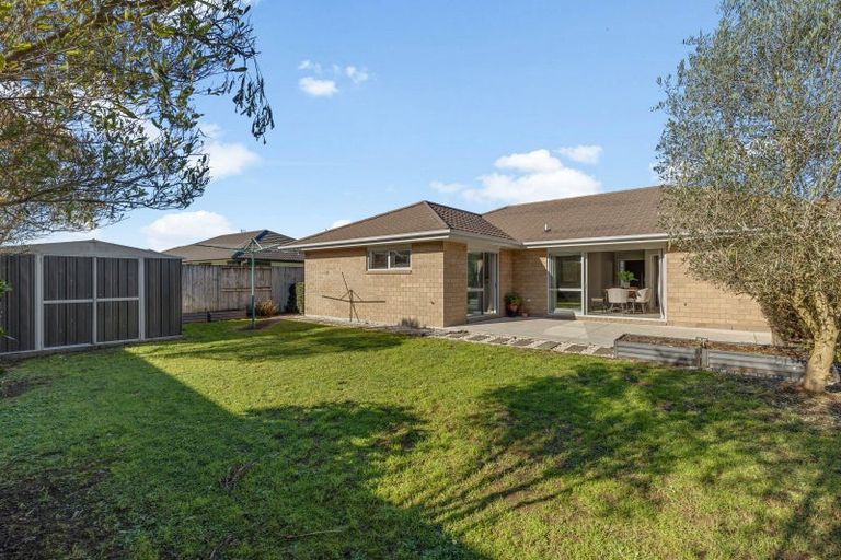 Photo of property in 12 Sylvester Crescent, Flagstaff, Hamilton, 3210