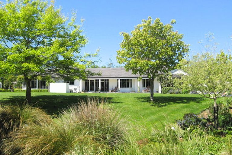 Photo of property in 67 Regent's Park Drive, Casebrook, Christchurch, 8051