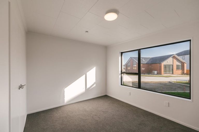 Photo of property in 2 Cypress Way, Levin, 5510