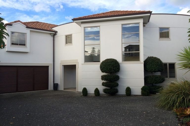 Photo of property in 202 Kohimarama Road, Kohimarama, Auckland, 1071