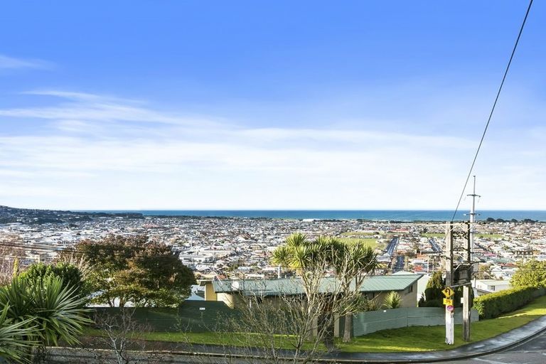 Photo of property in 67 Forfar Street, Clyde Hill, Dunedin, 9011