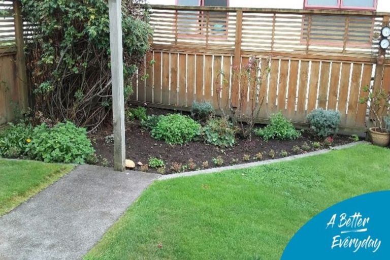 Photo of property in 7/102 Wilson Street, Hawera, 4610