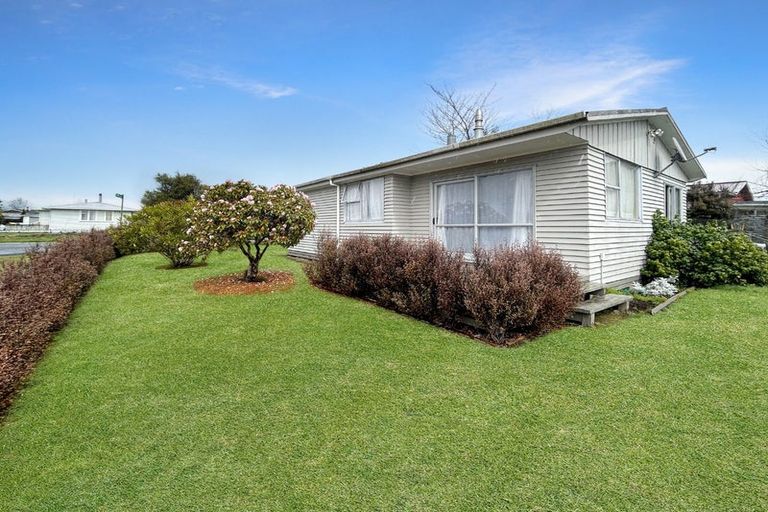 Photo of property in 1 Toi Grove, Turangi, 3334