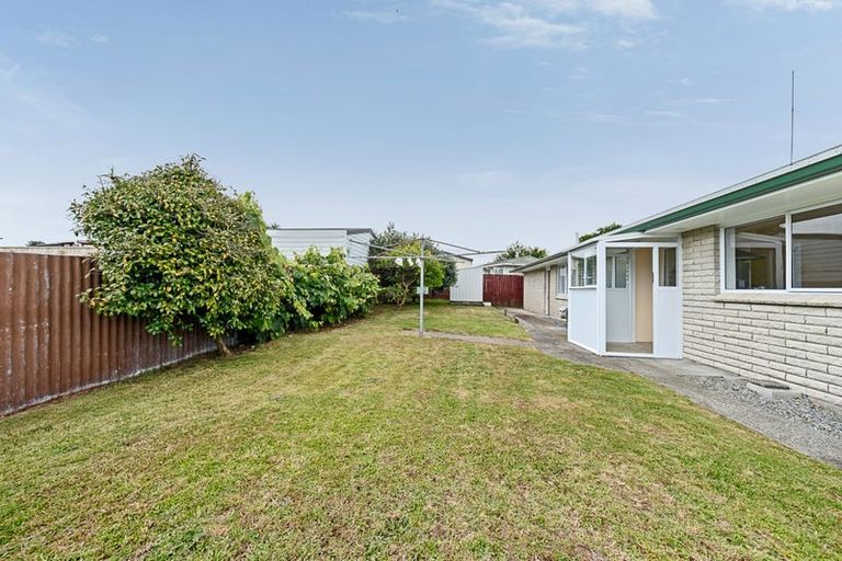 Photo of property in 13 Uenuku Place, Waitara, 4320